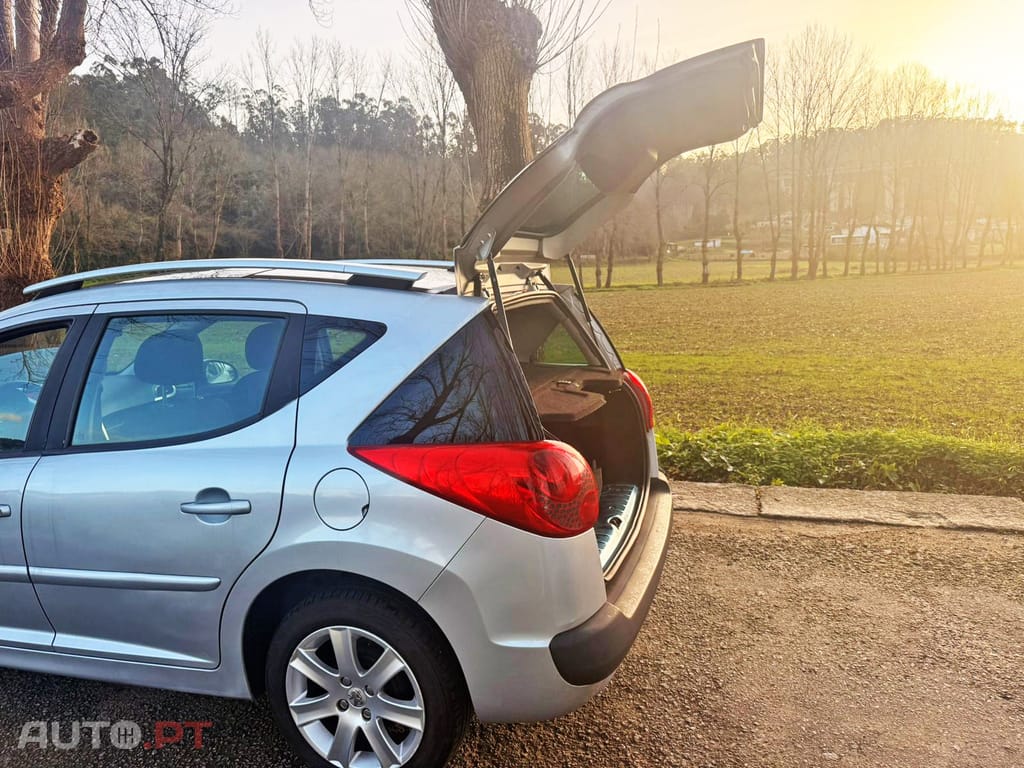 Peugeot 207 SW 1.6 HDi Outdoor FAP