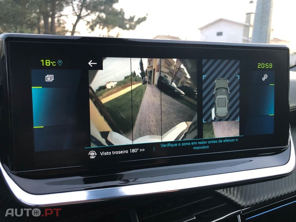 Peugeot E-2008 50 kWh GT