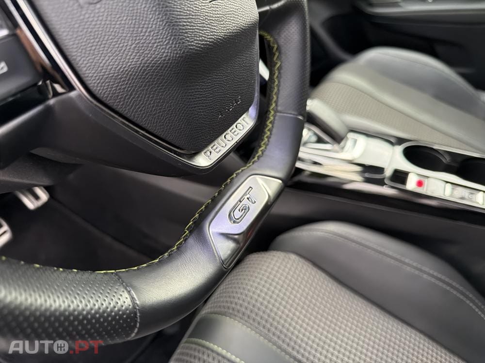 Peugeot E-208 50 kWh GT Pack
