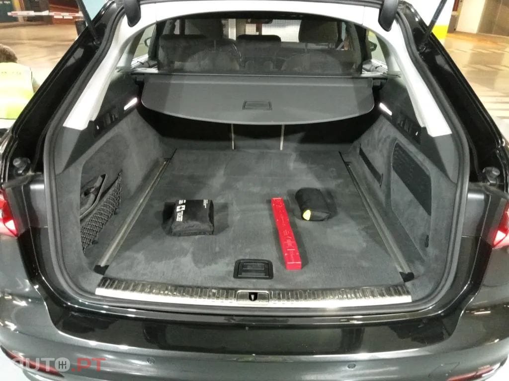 Audi A6 Avant 40 TDI S tronic