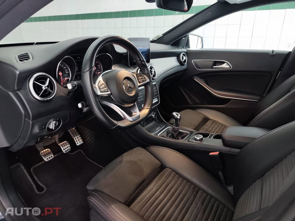 Mercedes-Benz CLA 180 d AMG Line