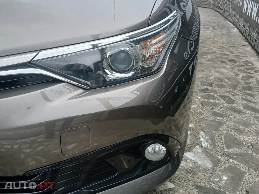 Toyota Auris Touring Sports 1.4 D-4D Exclusive+Navi