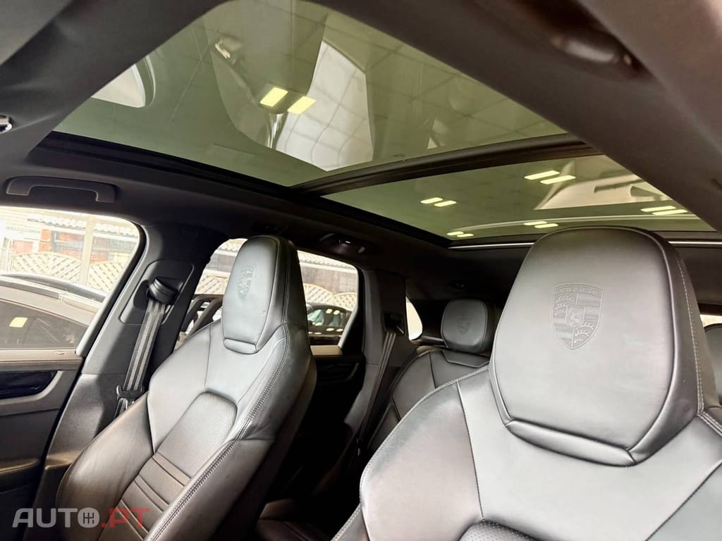 Porsche Cayenne V6