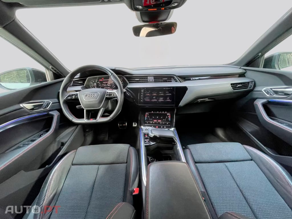 Audi Q8 E-Tron 50 quattro Edition