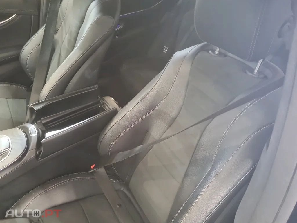 Mercedes-Benz E 300 de AMG Line