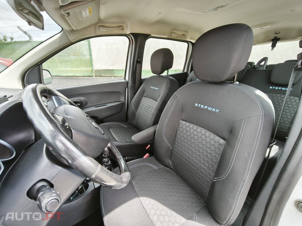 Dacia Lodgy 1.5 dCi Stepway 7L