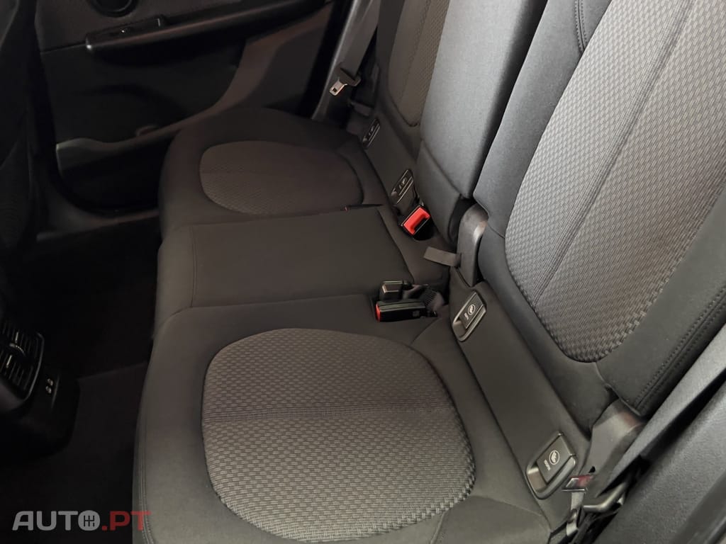 BMW 216 d Aut. Luxury Line