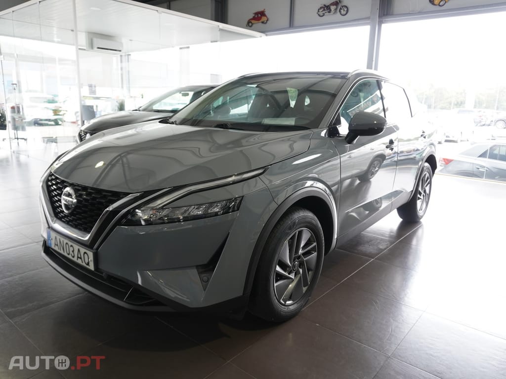 Nissan Qashqai 1.3 DIG-T Acenta — fotografia 2