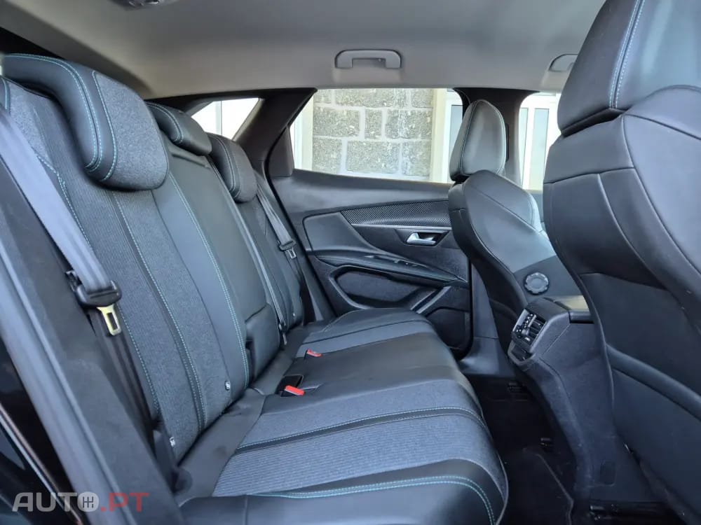 Peugeot 3008 1.5 BlueHDi Allure