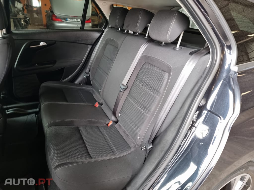 Fiat Tipo 1.6 M-Jet Lounge DCT