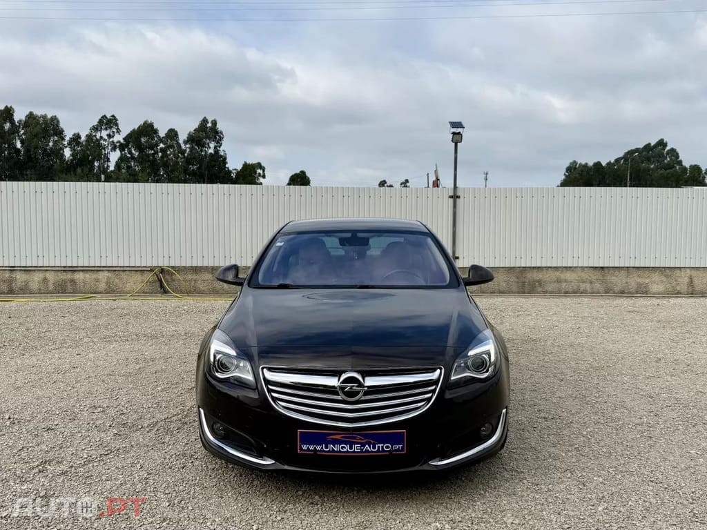 Opel Insignia 2.0 CDTI executive S/S