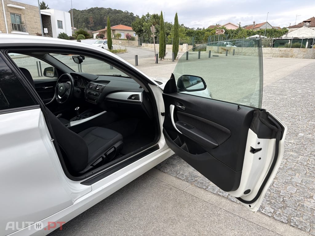 BMW 114 i Line Urban