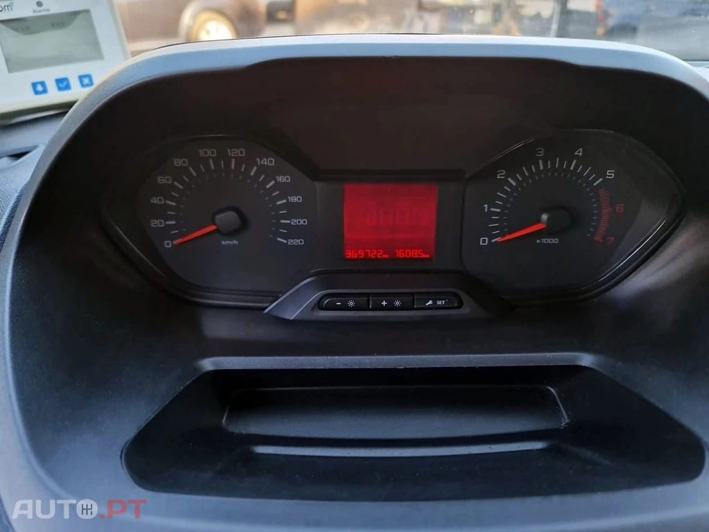 Peugeot Partner FRIGORIFIQUE 650 KG BLUEHDI 75 BVM5 PRO