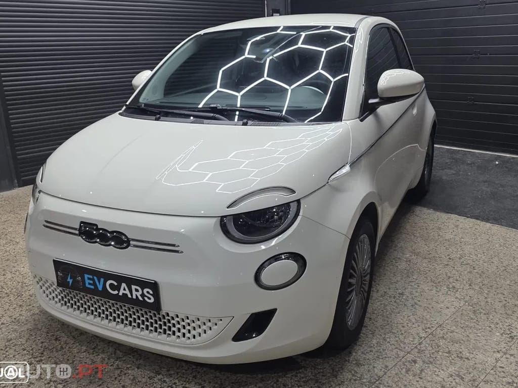 Fiat 500e 42 kWh Icon
