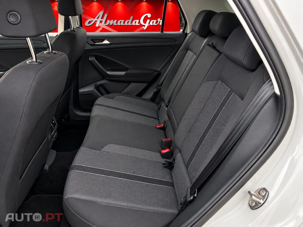 Volkswagen T-Roc 1.0 TSI Life