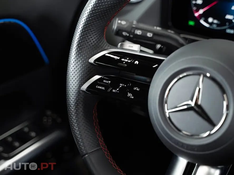 Mercedes-Benz GLA 250 e AMG Line