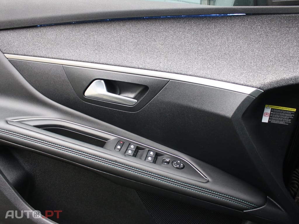 Peugeot 3008 1.2 PureTech Allure Pack EAT8