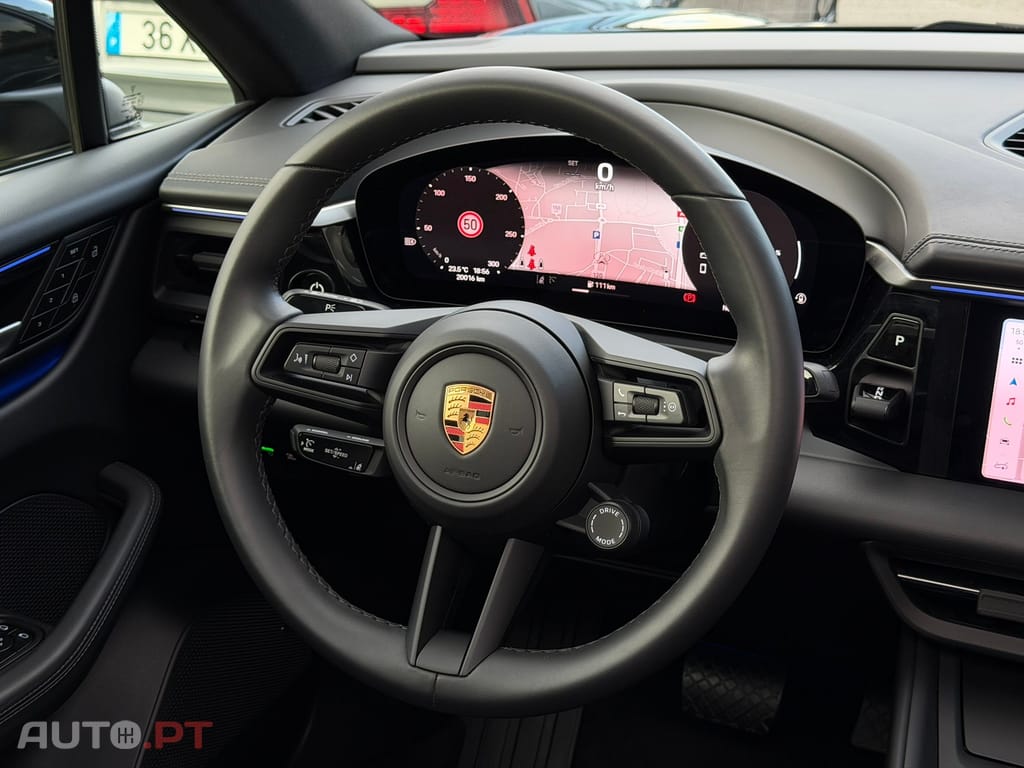 Porsche Macan Electric 4