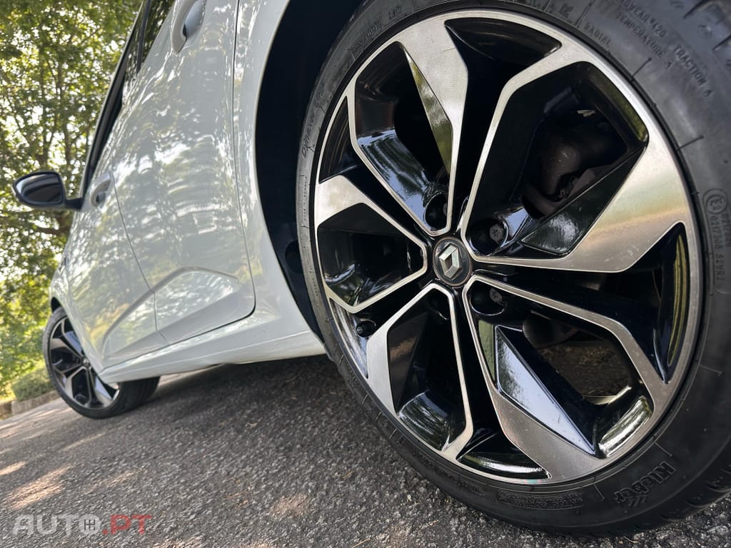 Renault Mégane 1.2 TCe GT Line EDC J18