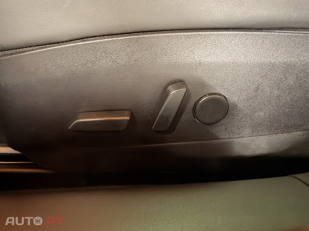 Tesla Model 3 Tração Traseira