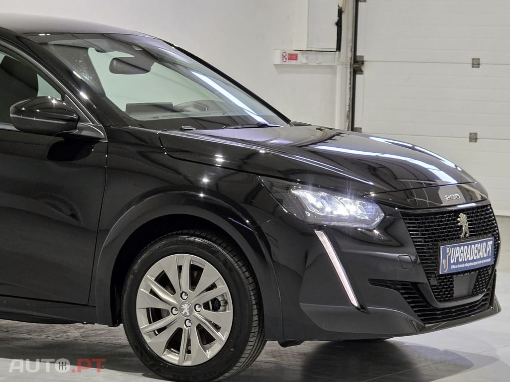 Peugeot E-208 50 kWh Style
