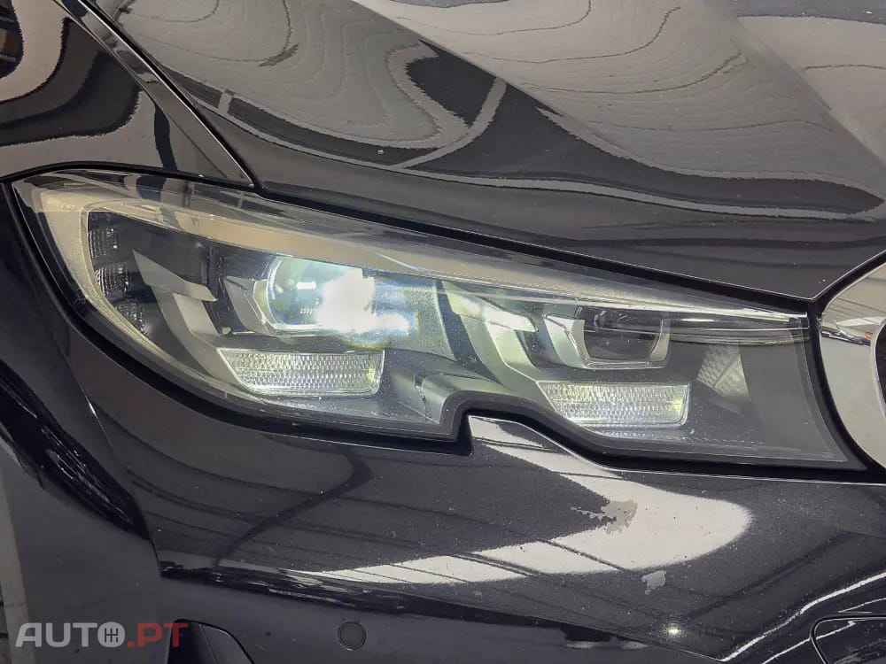 BMW 320 e Line Sport Auto