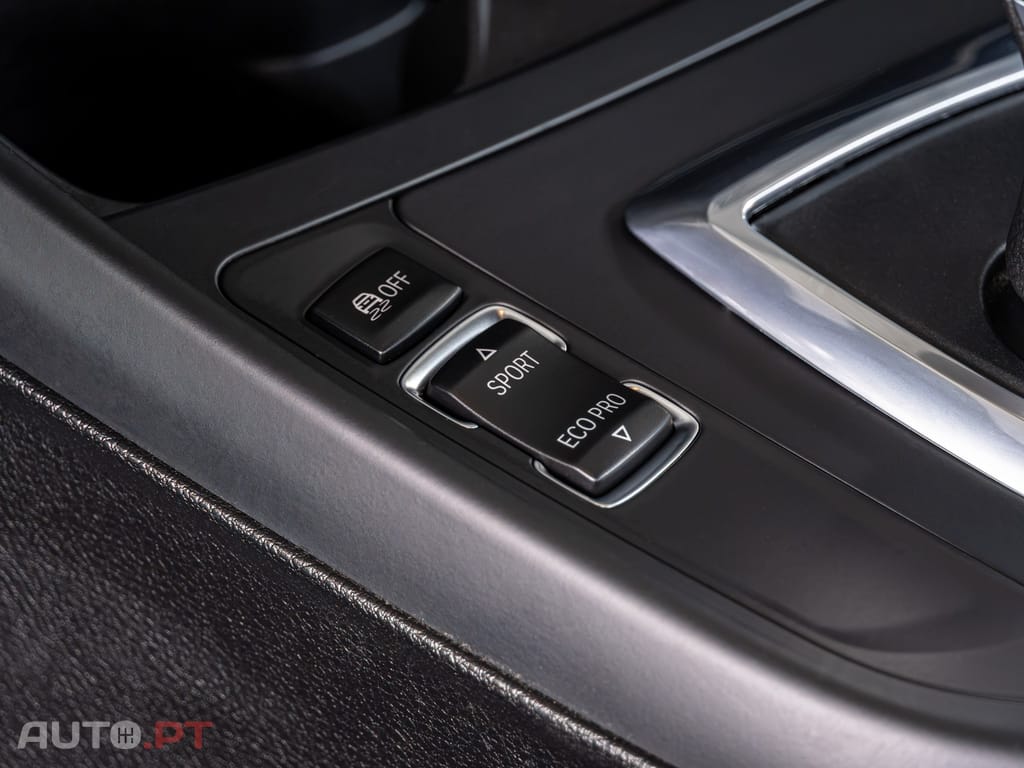 BMW 218 d Pack M Auto