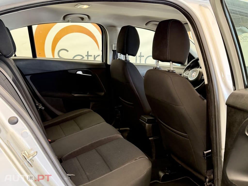 Fiat Tipo 1.3 M-Jet Lounge J17