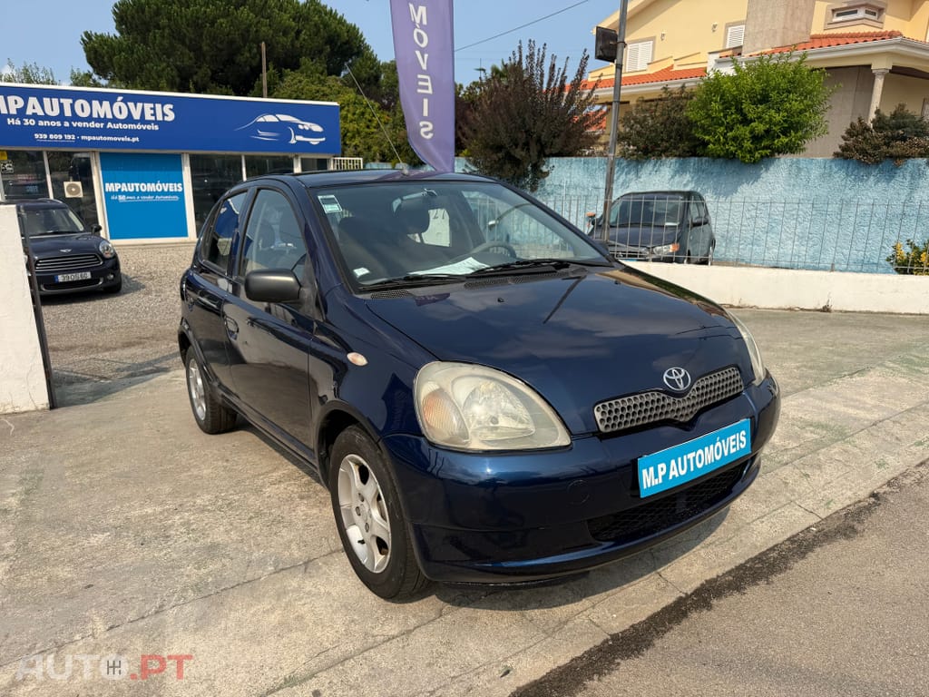 Toyota Yaris 1.0 Luna ABS