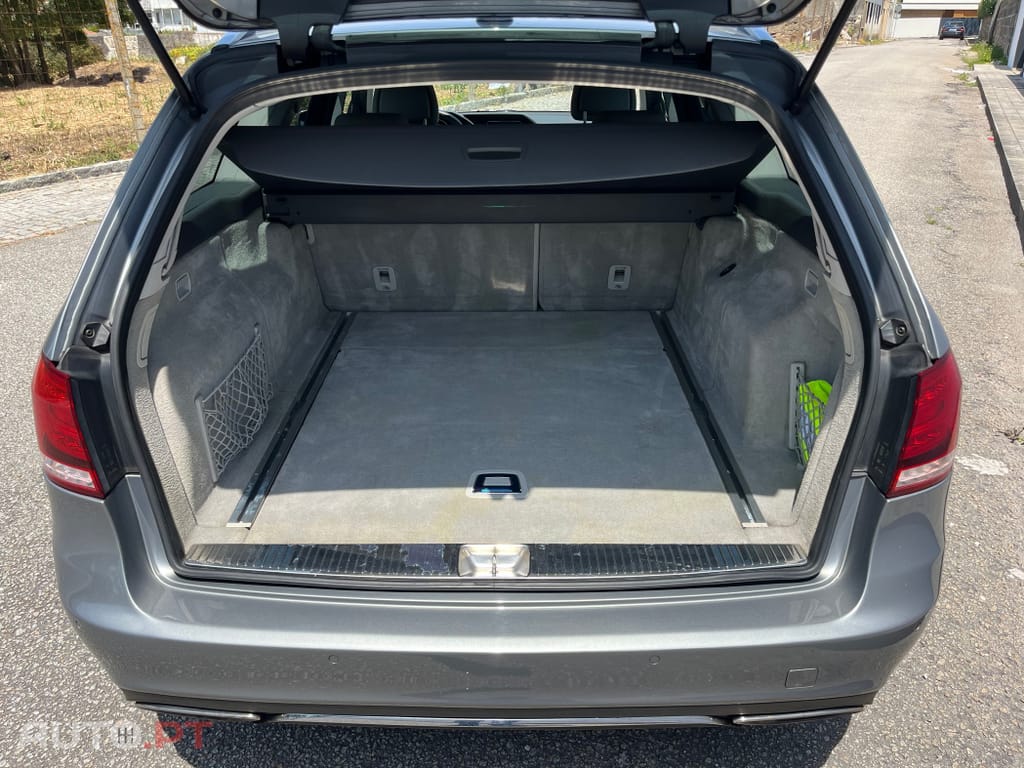 Mercedes-Benz E 300 BlueTEC Hybrid Avantgarde