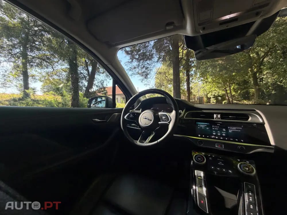 Jaguar I-Pace EV400 R-Dynamic HSE AWD