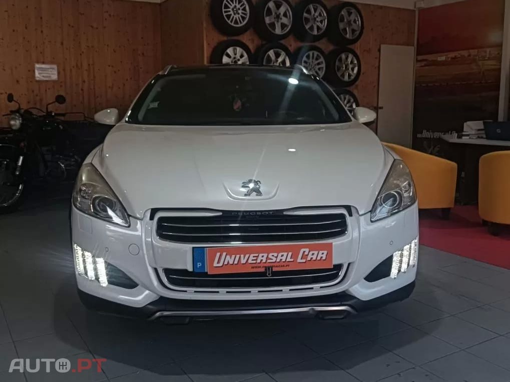 Peugeot 508 RXH 2.0 HDi Hybrid4 2-Tronic 104g