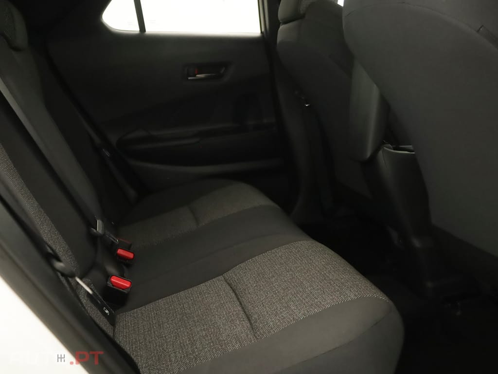 Toyota C-HR 2.0 PHEV TREND