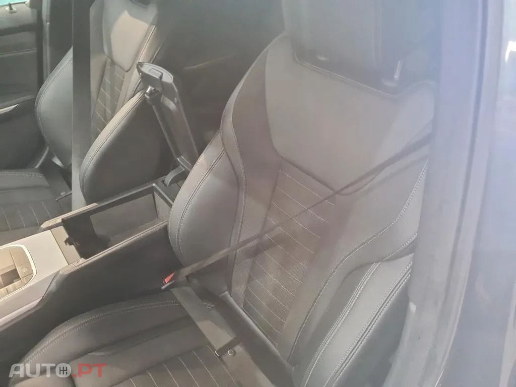 BMW 320 e Touring Corporate Edition Auto