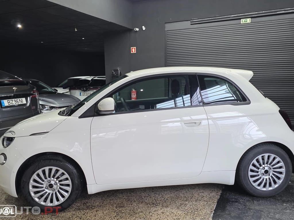 Fiat 500e 42 kWh Icon