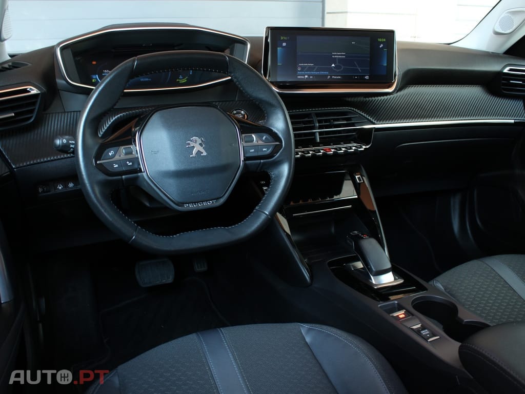 Peugeot E-2008 Allure