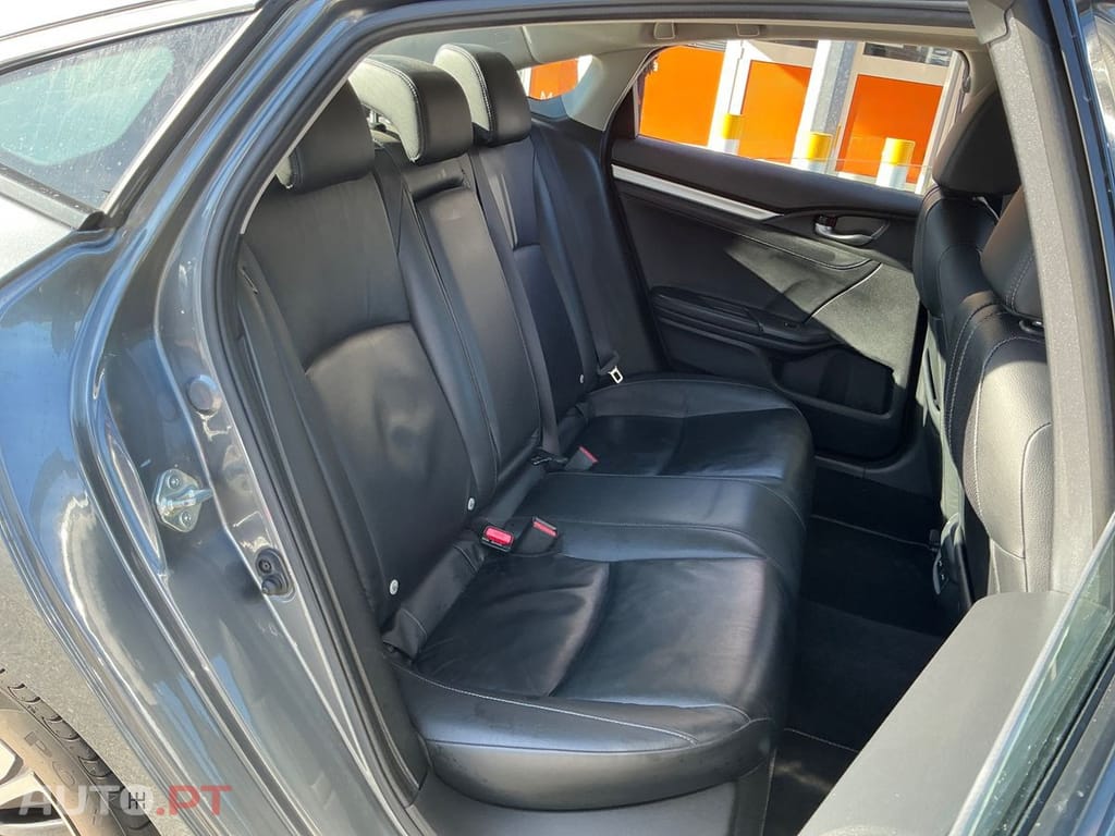 Honda Civic 1.5 i-VTEC Executive CVT