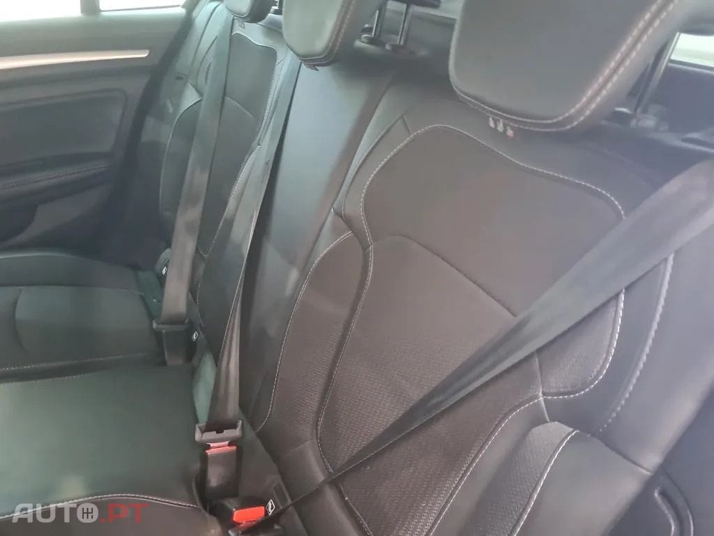 Renault Mégane Sport Tourer 1.5 Blue dCi Intens