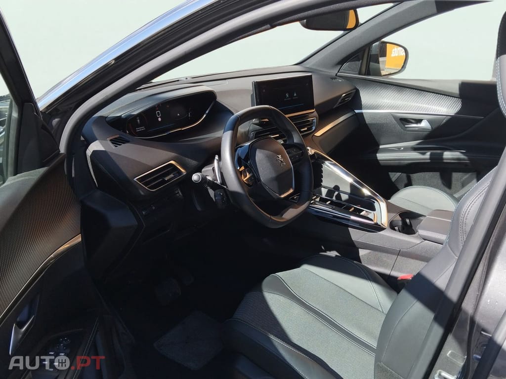 Peugeot 5008 1.2 PureTech Allure Pack EAT8