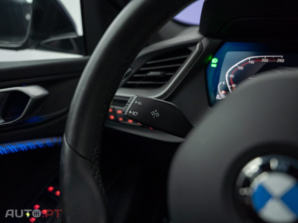 BMW 216 d Pack Desportivo M