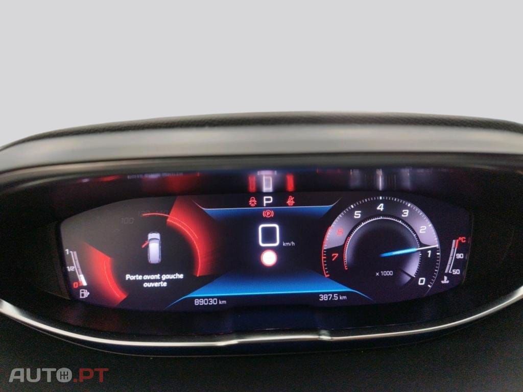 Peugeot 5008 1.2 EAT8 7L Business