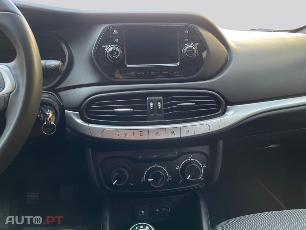 Fiat Tipo 1.3 M-Jet Street