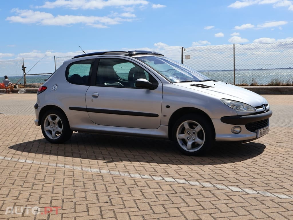 Peugeot 206 1.6 GTi