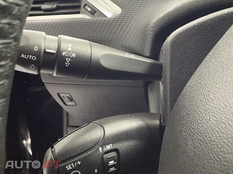 Peugeot 2008 1.2 PureTech Style