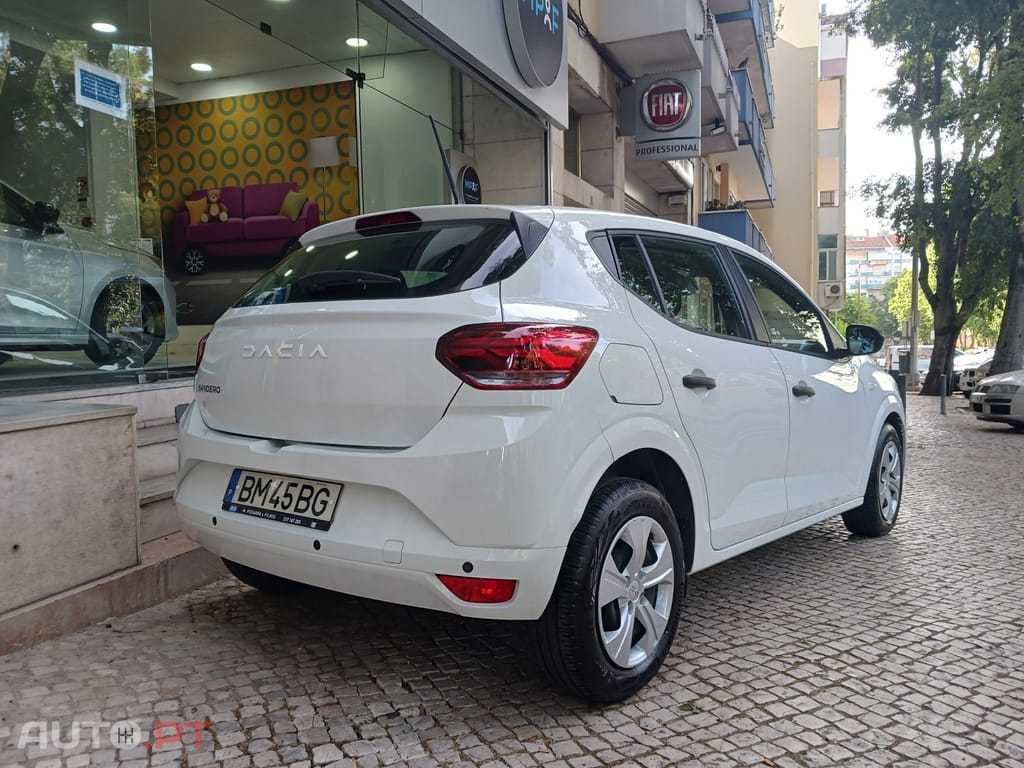 Dacia Sandero 1.0 SCe Essential