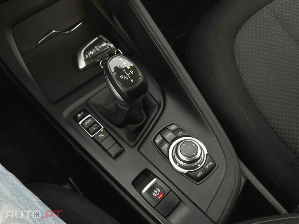 BMW X1 18 d sDrive Auto
