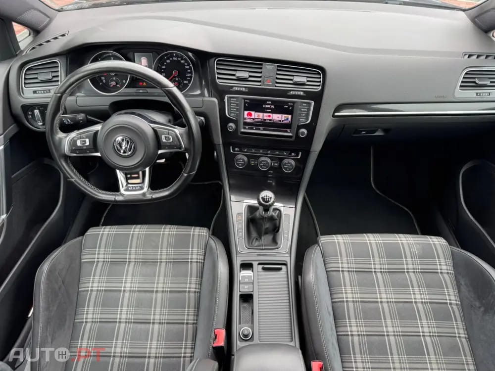 Volkswagen Golf 2.0 TDi GTD