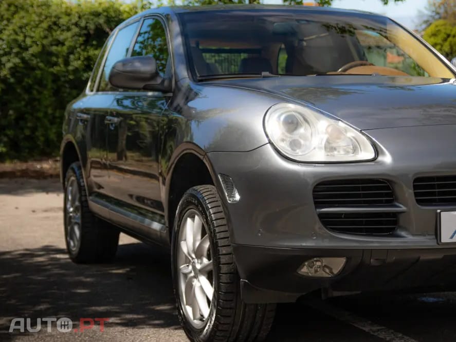 Porsche Cayenne Tiptronic