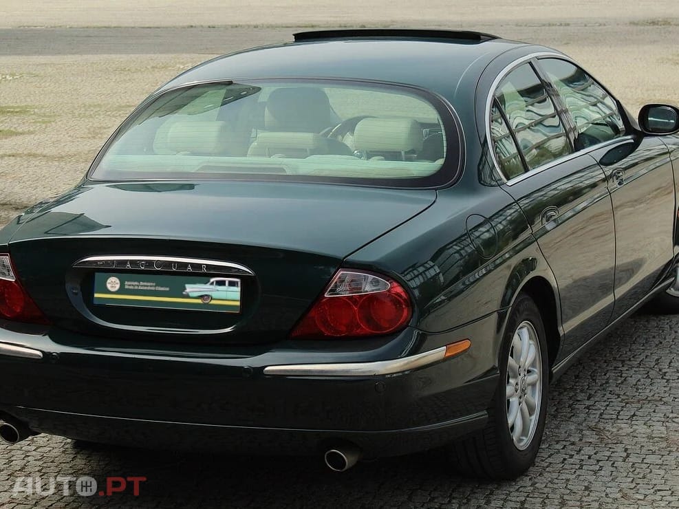 Jaguar S-Type 2.5 V6 Executive