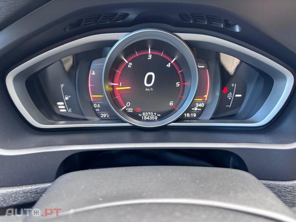 Volvo V40 Cross Country 2.0 D2 Pro